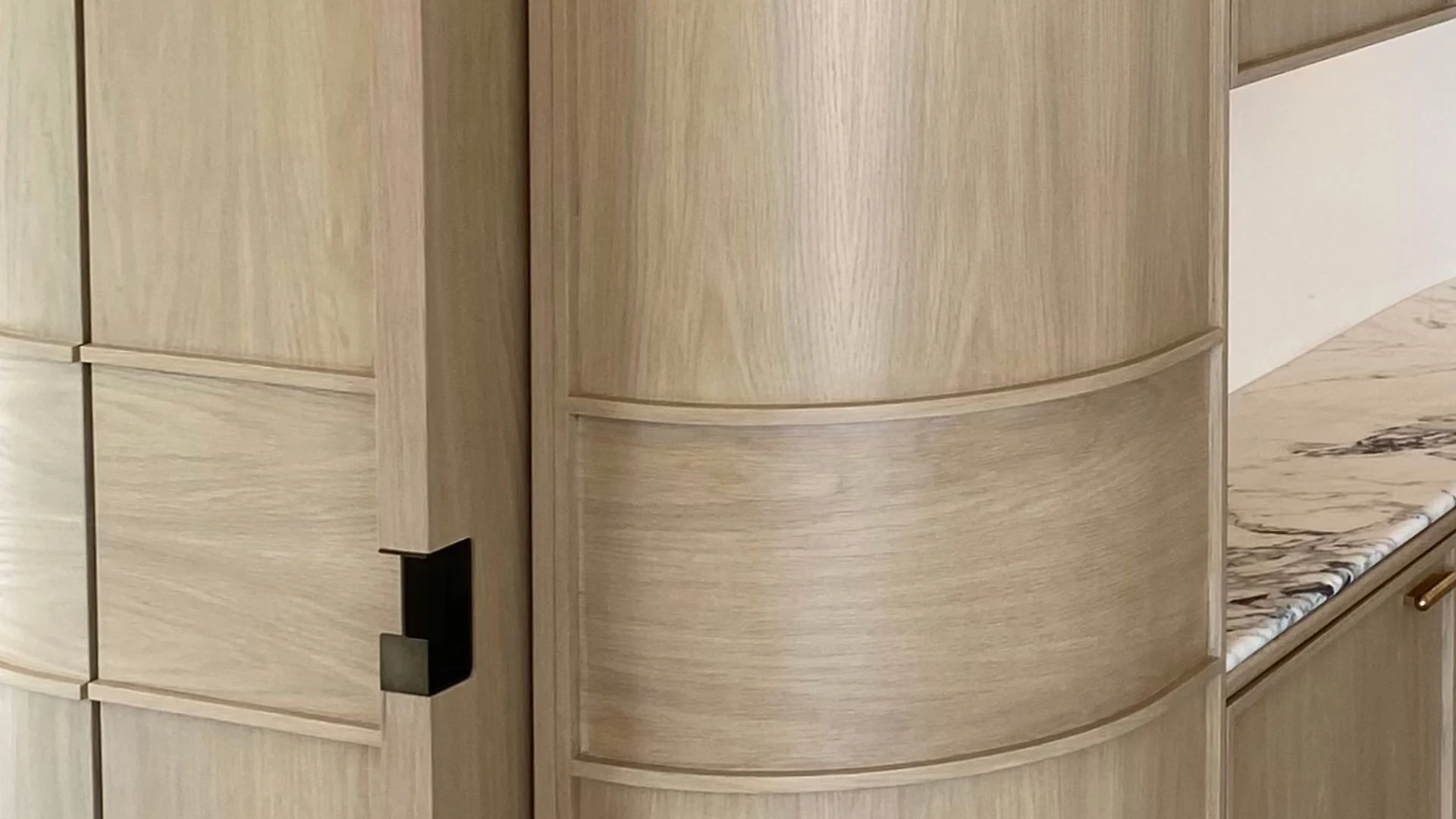 Luxury curved shelving